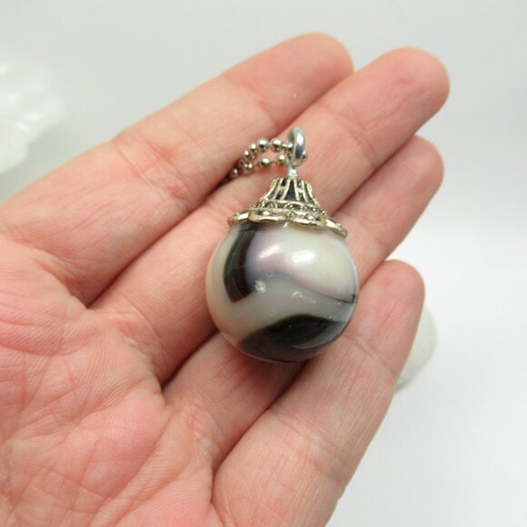 Vintage UG marble pendant - Picture 7 of 13